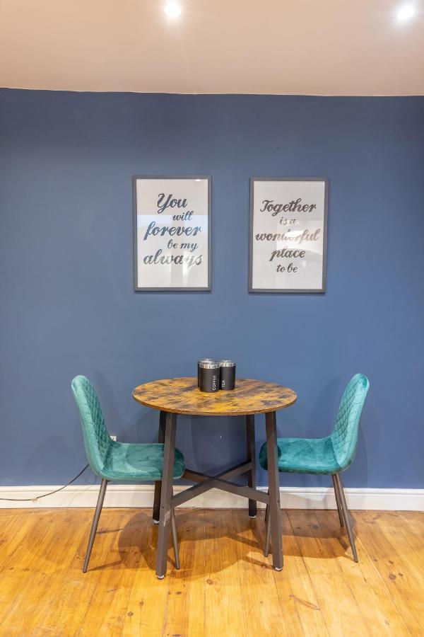 Cosy And Quirky 1 Bedroom Flat With Small Court Yard Next To Brighton Seafront Екстер'єр фото